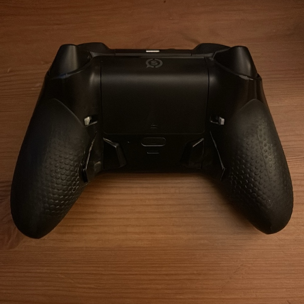 SCUF - Instinct Pro Wireless Performance Controller - Picture 2 of 2